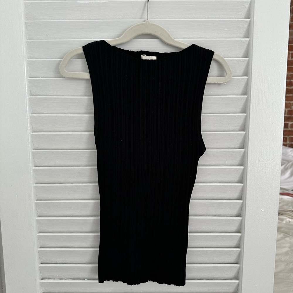 Black dish top XS